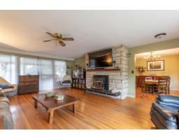 13221 112b Avenue, Surrey, BC V3R2H4 Photo 17