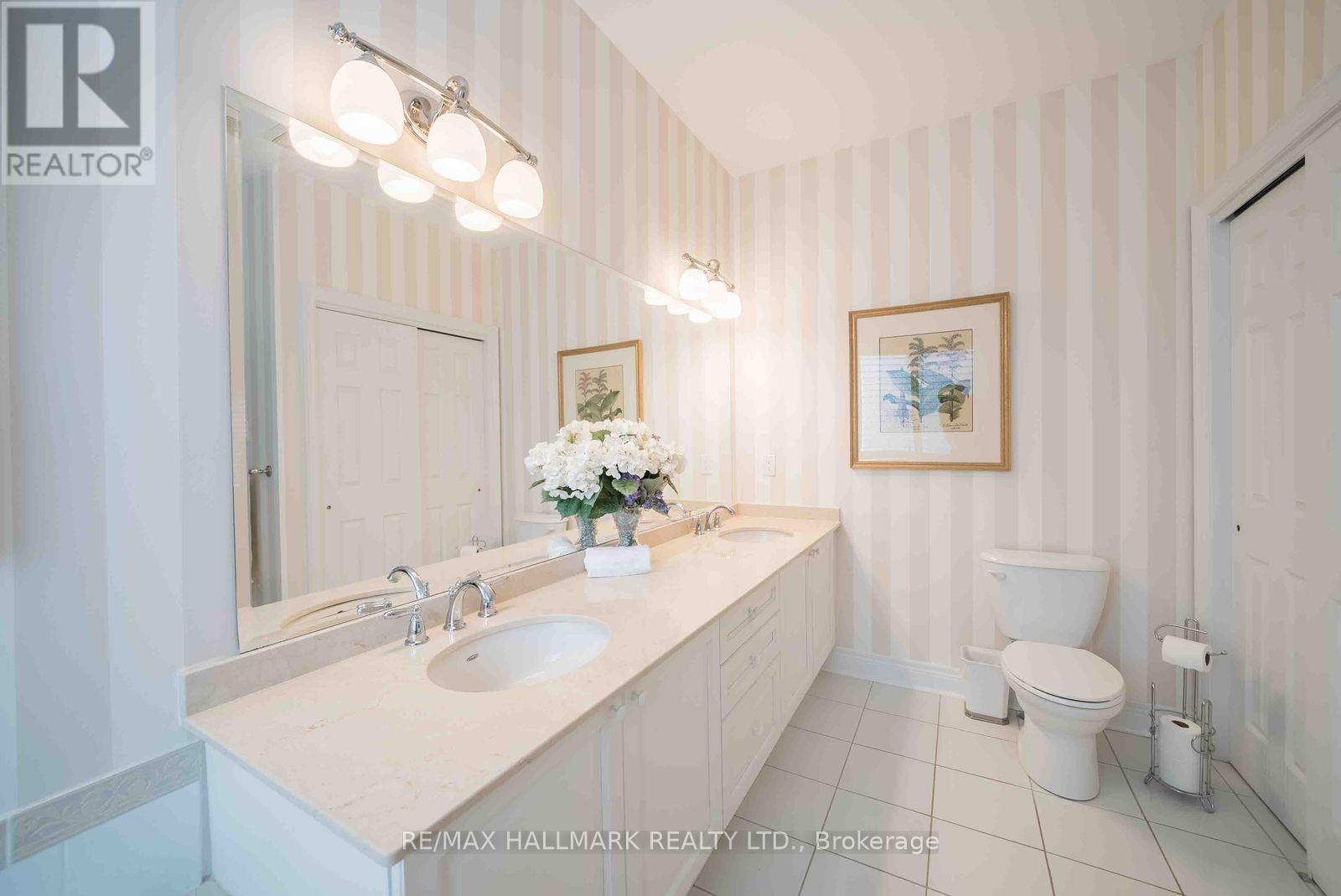 2 BERG COURT - Image 26