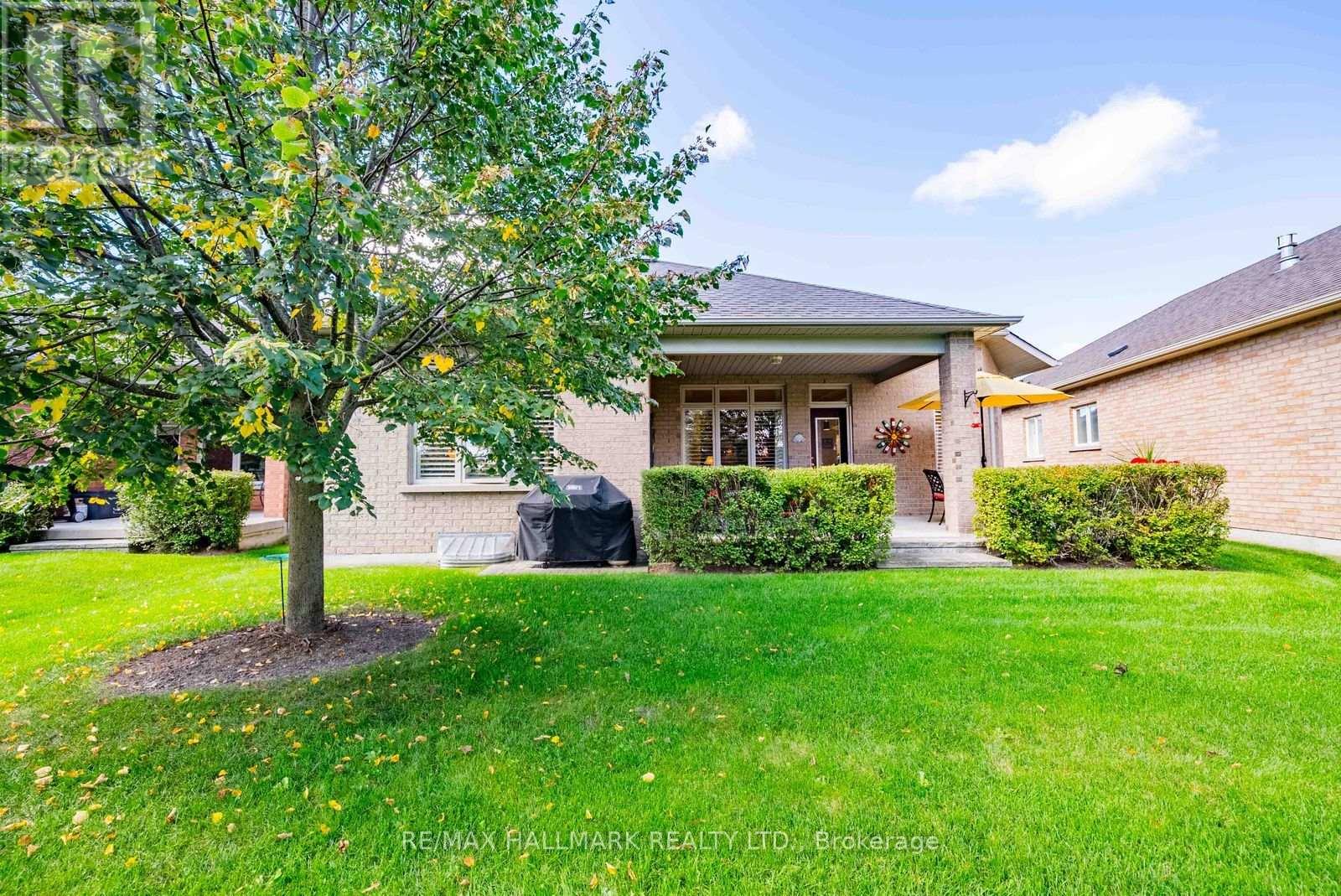 2 BERG COURT - 31