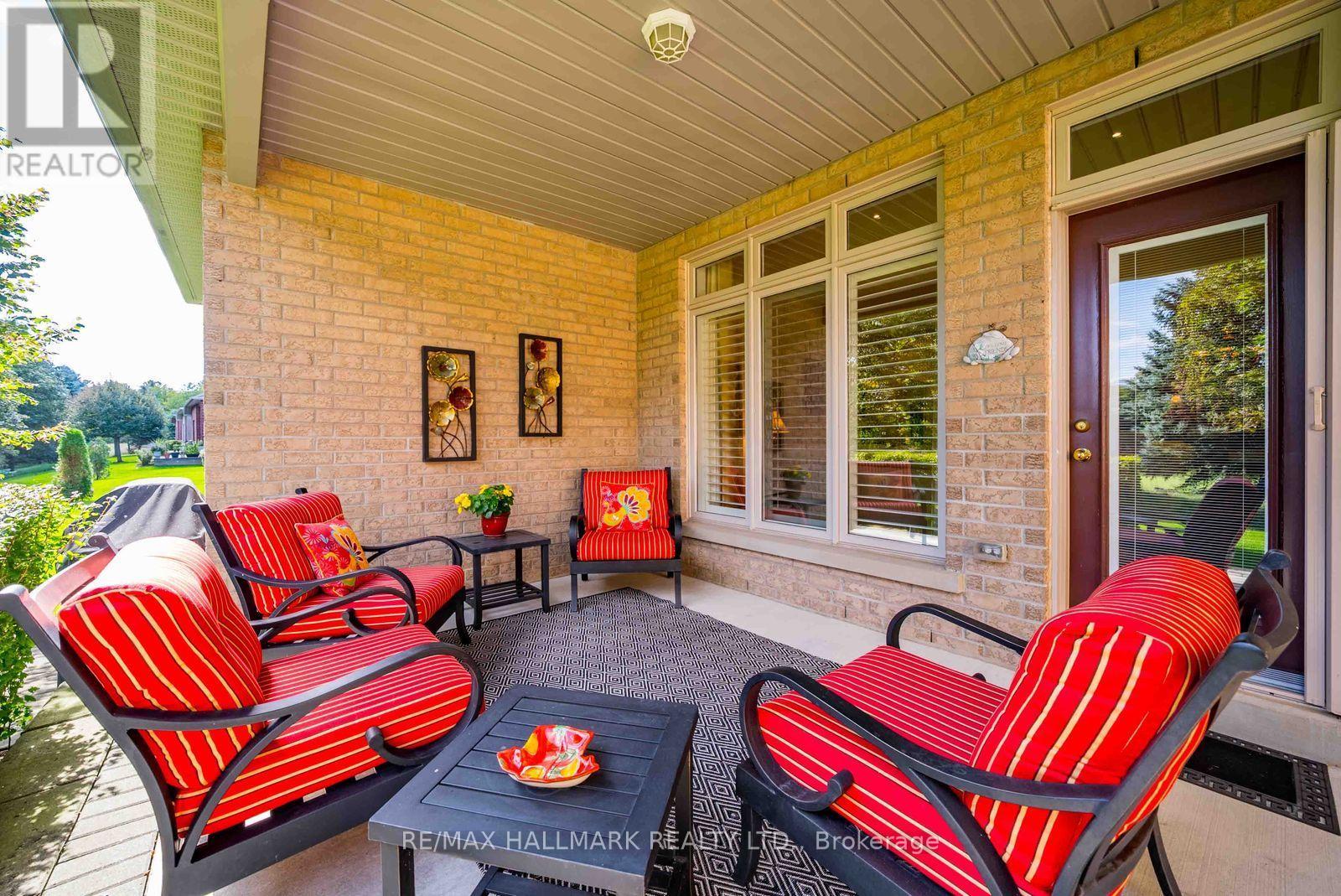 2 BERG COURT - Image 33