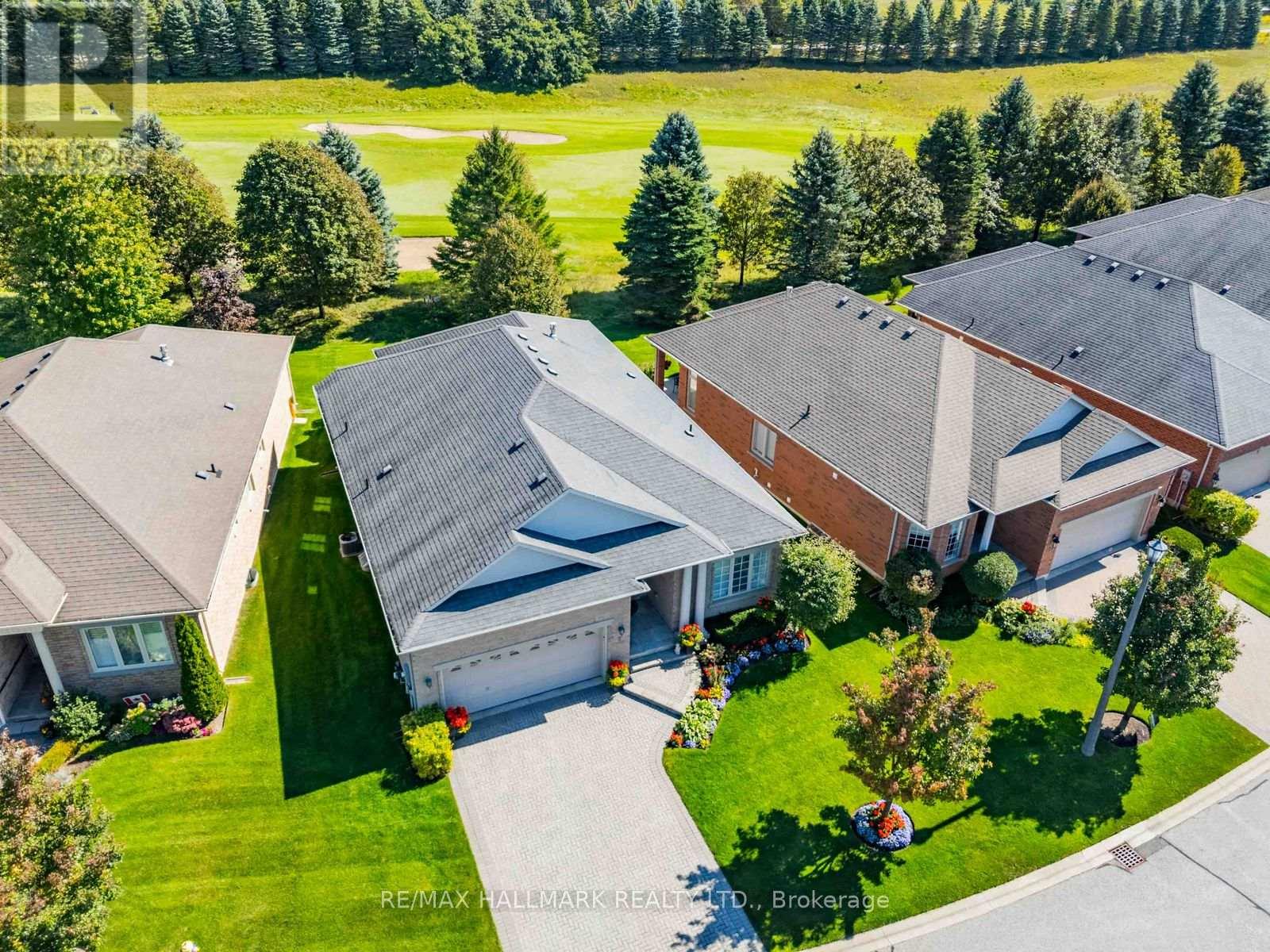 2 BERG COURT - Image 36