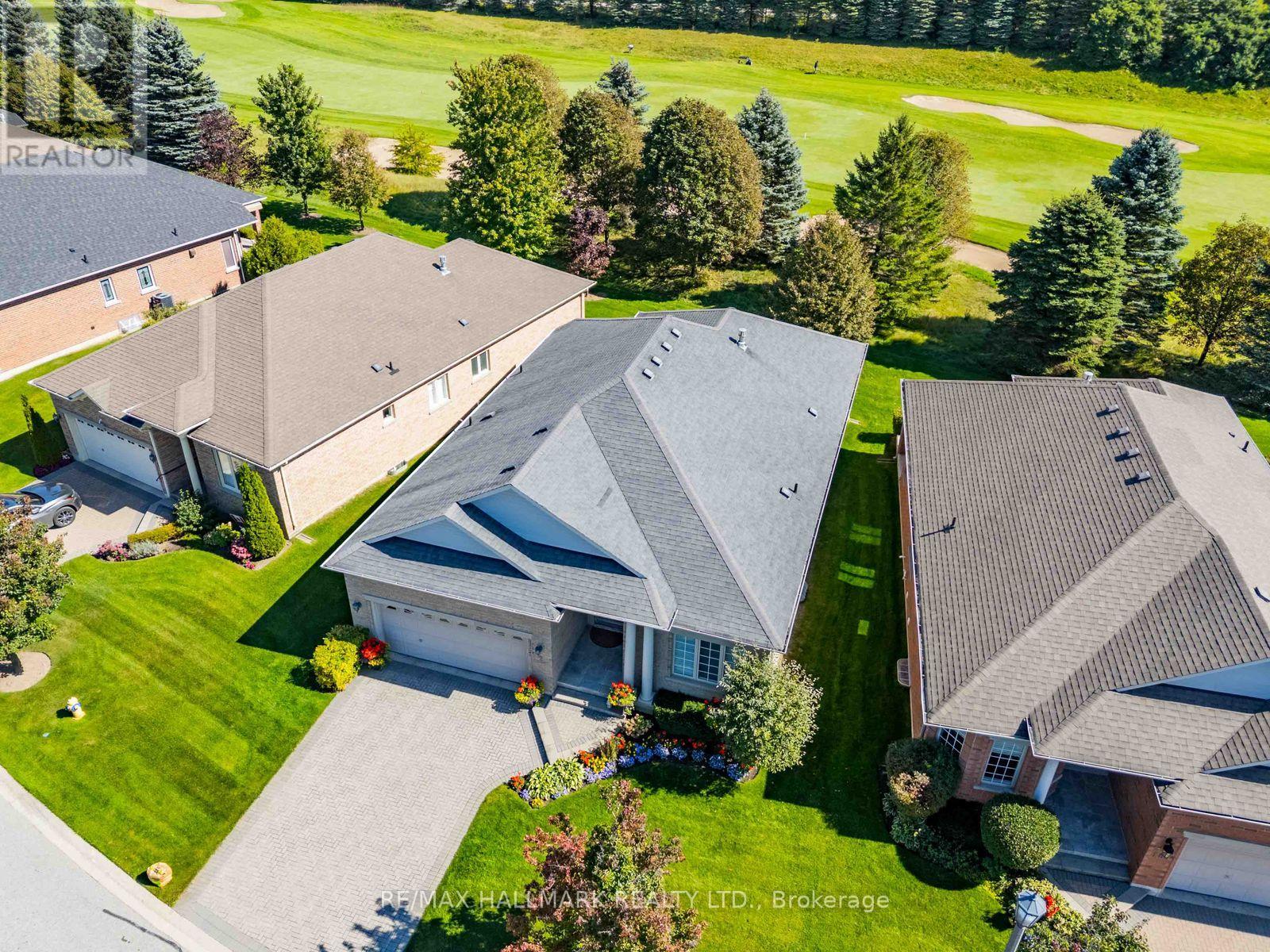 2 BERG COURT - 37