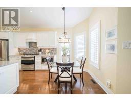2 Berg Court, Whitchurch Stouffville, ON L4A0K5 Photo 10