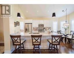 2 Berg Court, Whitchurch Stouffville, ON L4A0K5 Photo 14