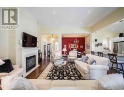 Laundry room - 2 Berg Court, Whitchurch Stouffville, ON L4A0K5 Photo 8
