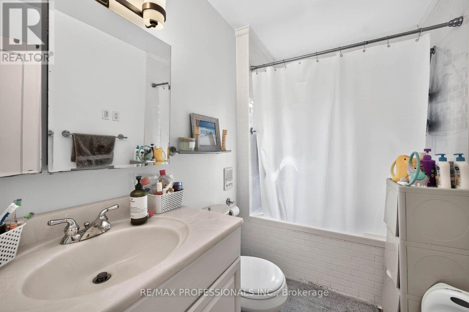 17 FIFTH STREET - 23