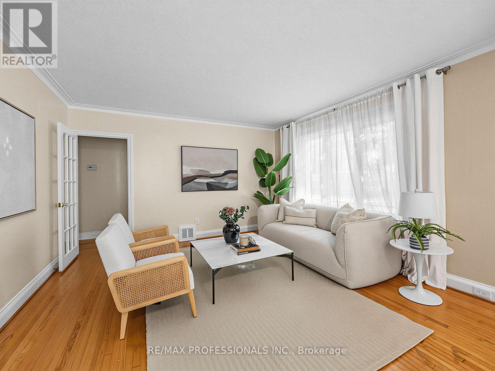 Photo of 92 WESTROSE AVENUE