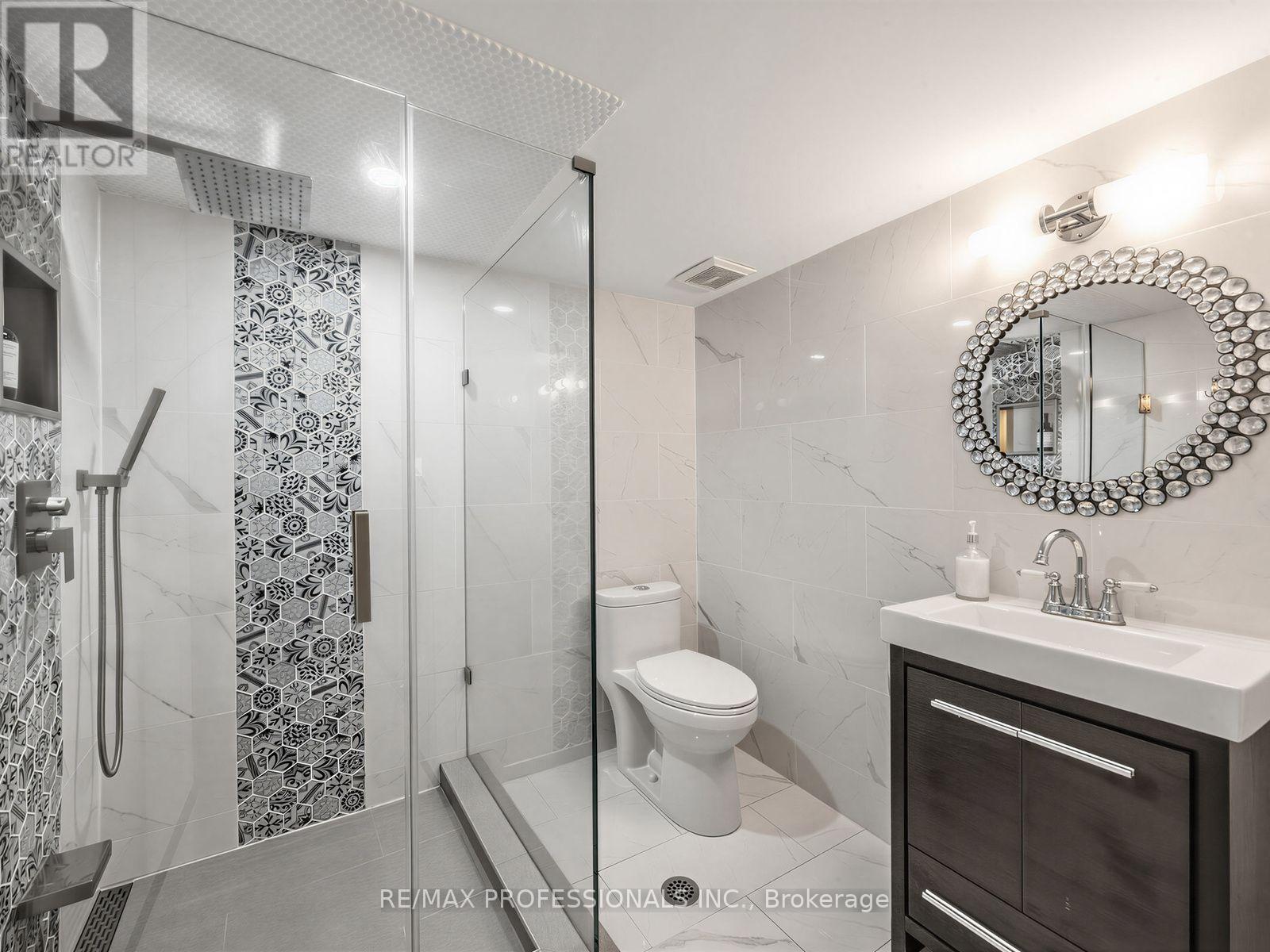 92 WESTROSE AVENUE - 34