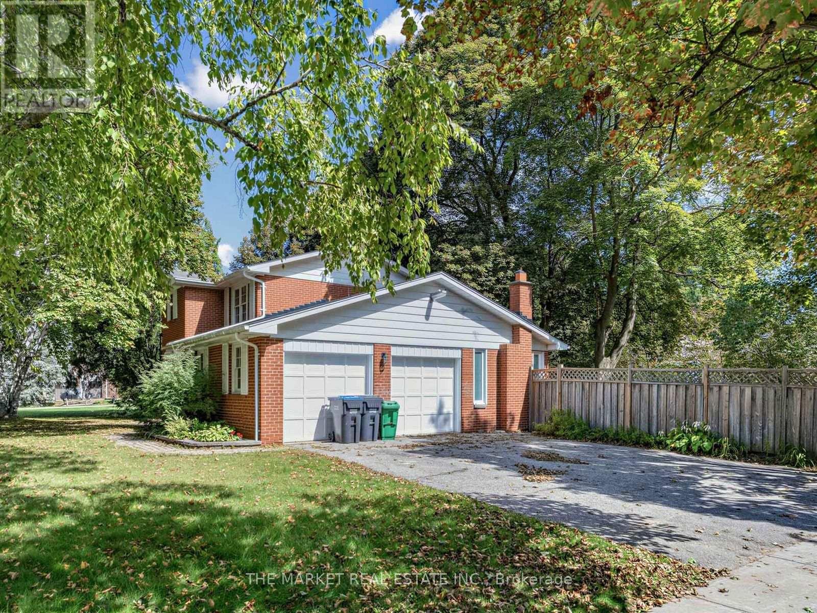 1572 Atrium Court, Mississauga (Sheridan), Ontario, L5H2B8, Mississauga (Sheridan), Ontario — photo 4 of 5