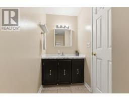 7009 Bilberry Drive, Ottawa, ON K1C2C2 Photo 10