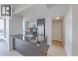 2501 2968 Glen Drive, Coquitlam, BC V3B0C4 Photo 6