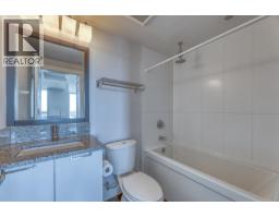 2501 2968 Glen Drive, Coquitlam, BC V3B0C4 Photo 14