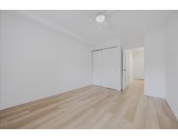 107 15020 North Bluff Road, White Rock, BC V4B5A4 Photo 11