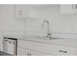 107 15020 North Bluff Road, White Rock, BC V4B5A4 Photo 6