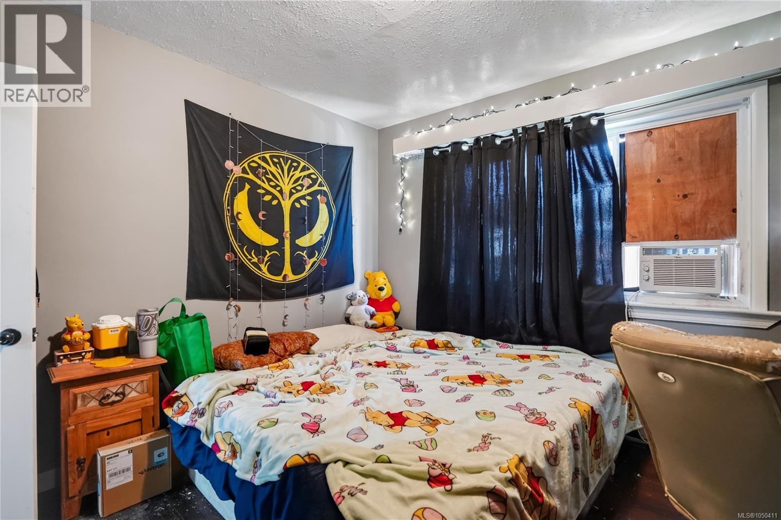 2646 12th Ave - 10