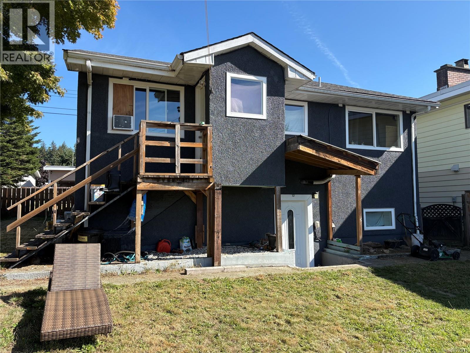 2646 12th Ave - 3