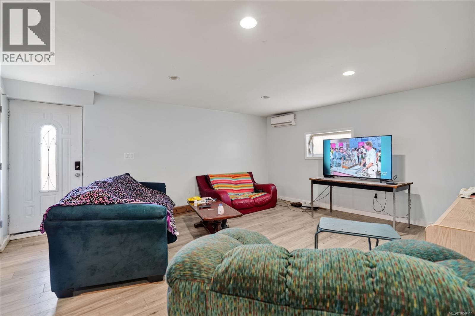2646 12th Ave - 33