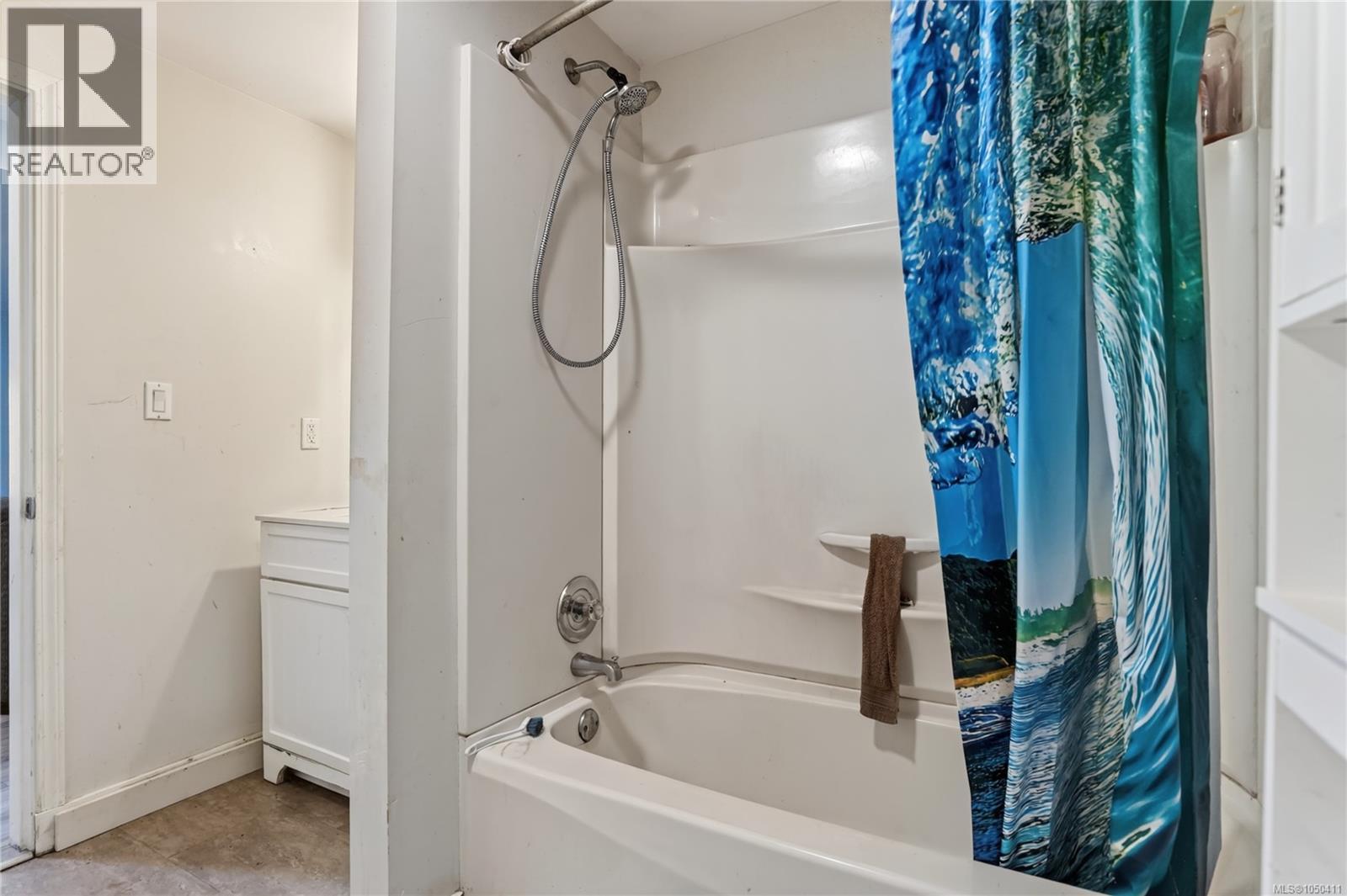 2646 12th Ave - 40