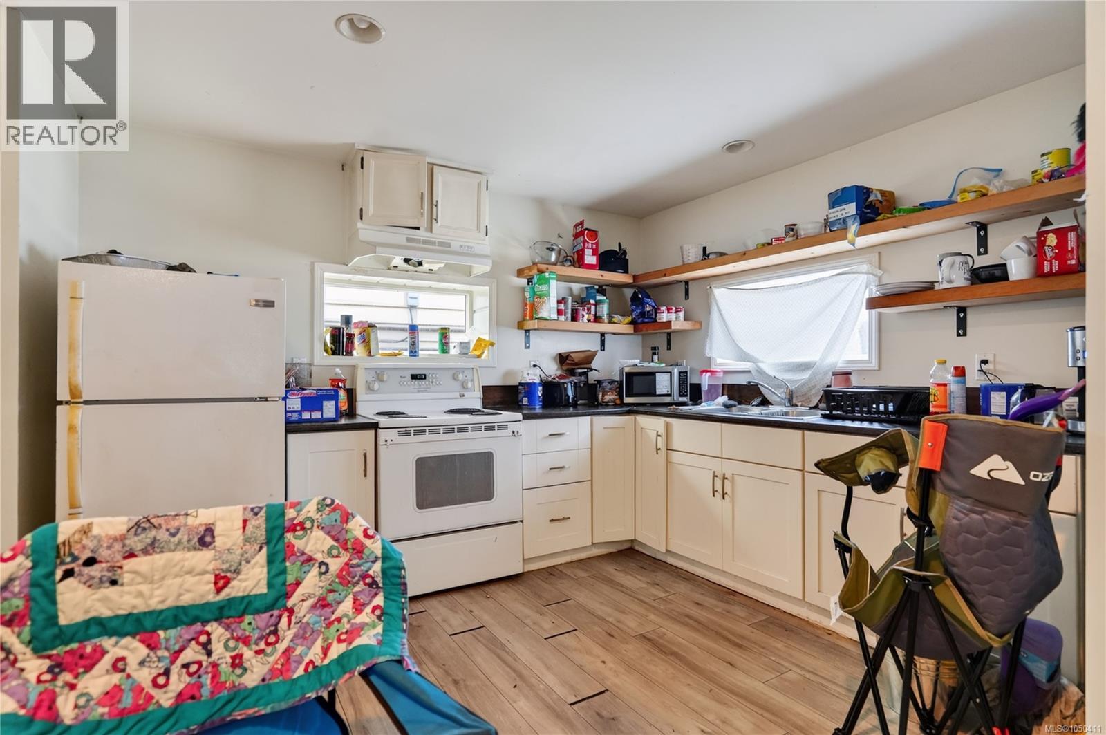 2646 12th Ave - 46