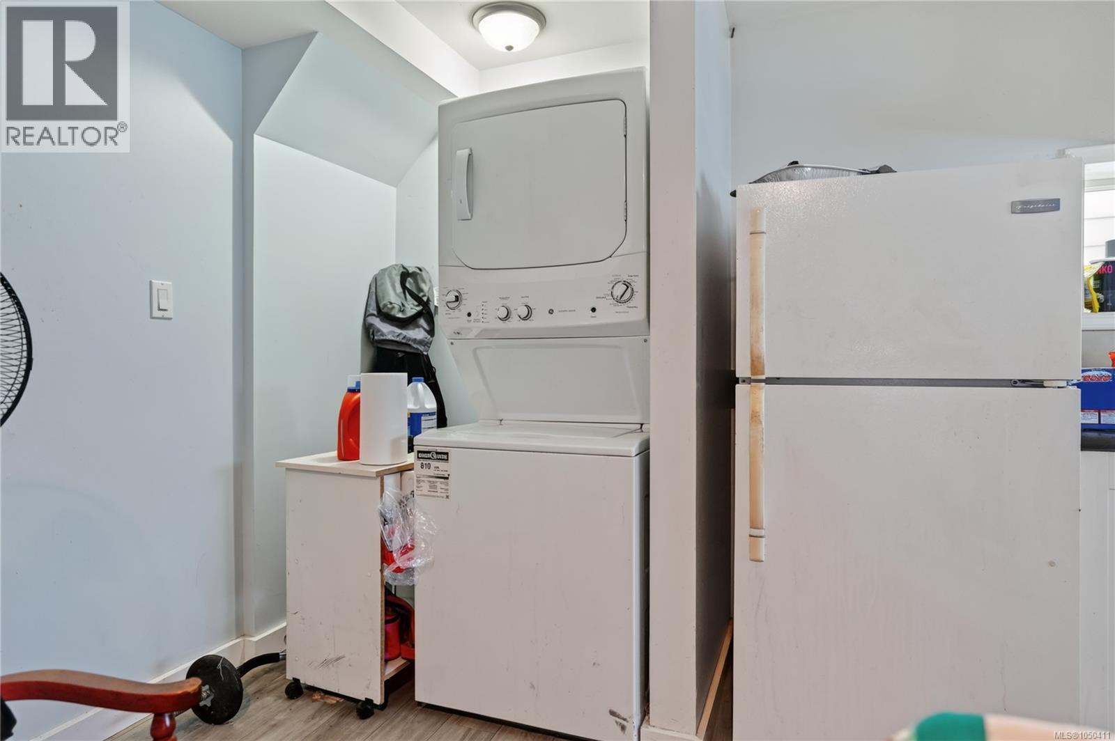 2646 12th Ave - 50