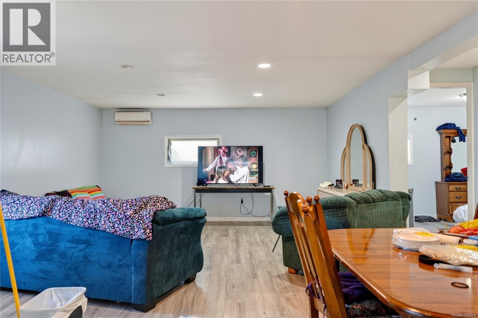 2646 12th Ave - Image 51