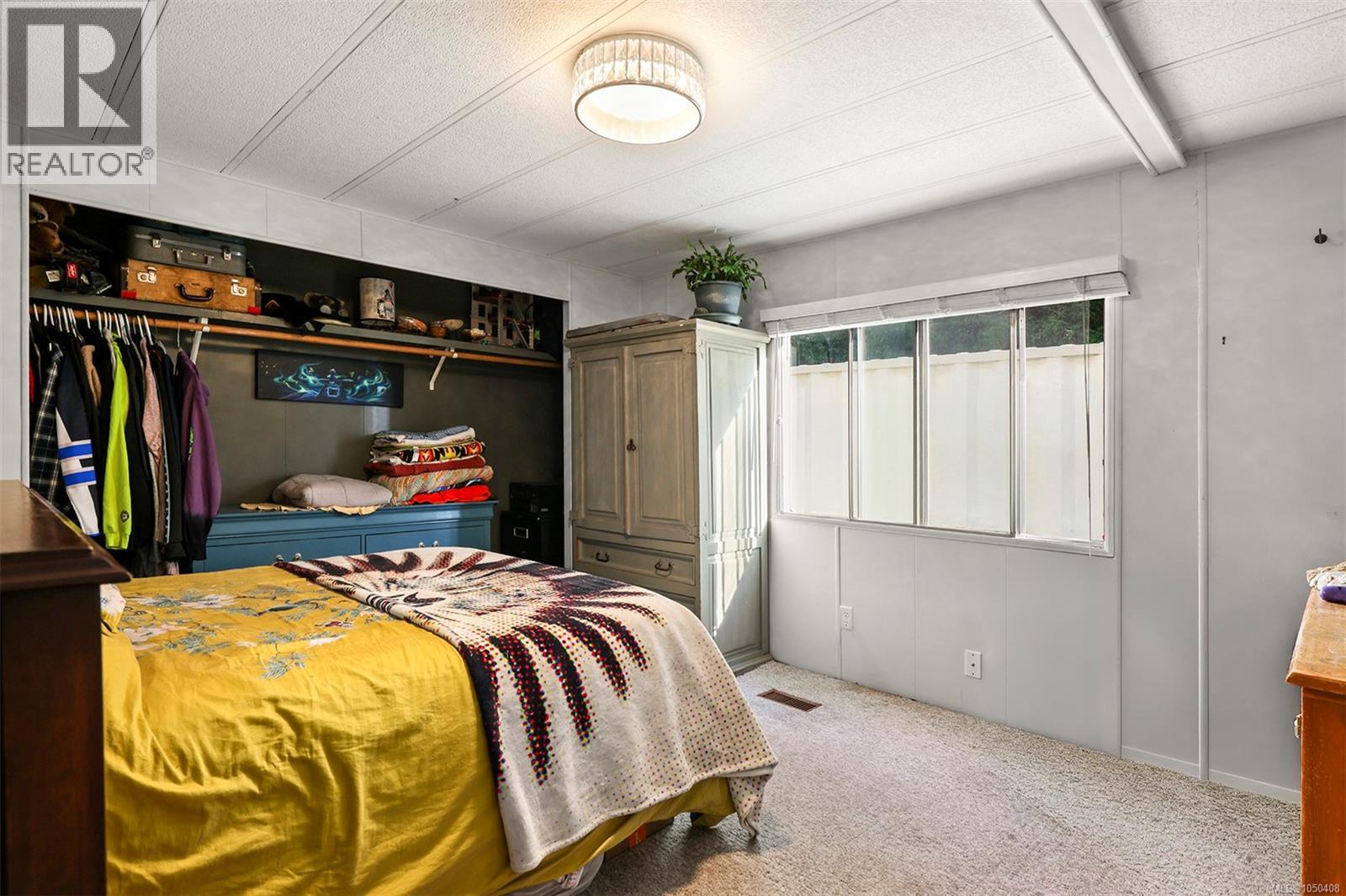 2205 4th St E - 16
