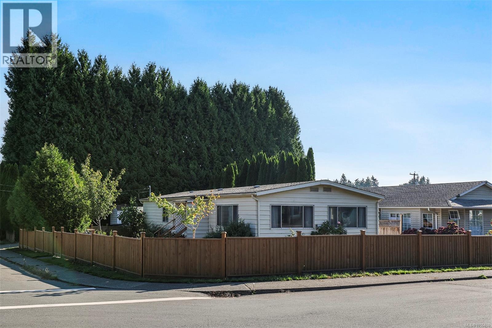 2205 4th St E - 28