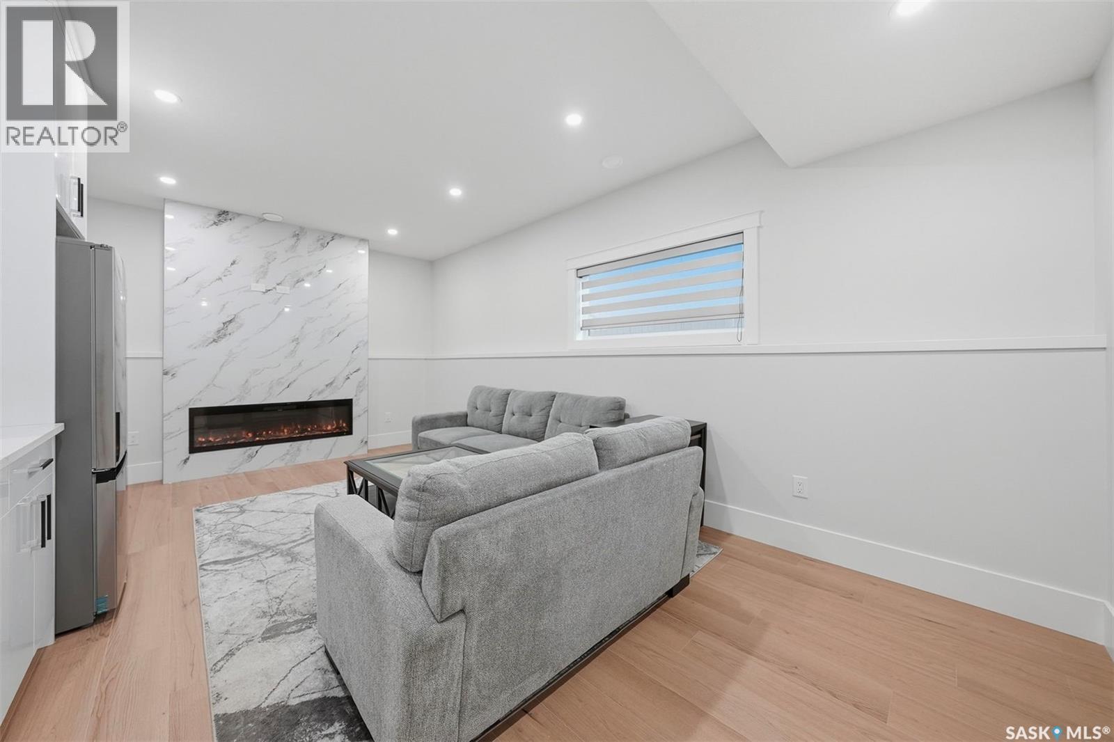 718 Weir CRESCENT - Image 26