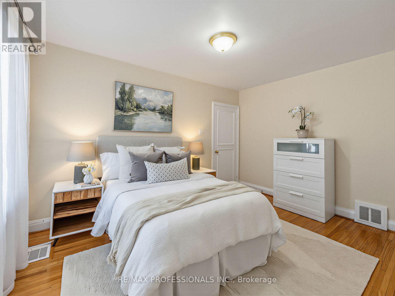 92 WESTROSE AVENUE - 20