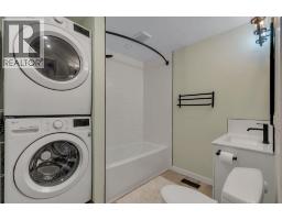24 Shawcliffe Road Sw, Calgary, AB T2Y1G2 Photo 14