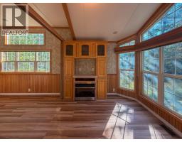 4906 Lynx Drive, Radium Hot Springs, BC V0A1M0 Photo 11