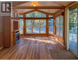 4906 Lynx Drive, Radium Hot Springs, BC V0A1M0 Photo 10