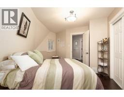 115 Iroquois Crescent W, Lethbridge, AB T1K5J3 Photo 13