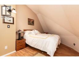 115 Iroquois Crescent W, Lethbridge, AB T1K5J3 Photo 18