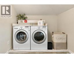 1121 B Avenue N, Saskatoon, SK S7L1G2 Photo 37