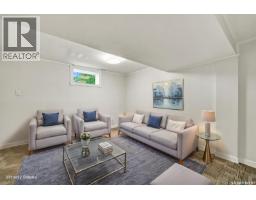 1121 B Avenue N, Saskatoon, SK S7L1G2 Photo 38