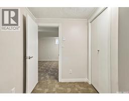 1121 B Avenue N, Saskatoon, SK S7L1G2 Photo 43