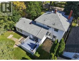 1121 B Avenue N, Saskatoon, SK S7L1G2 Photo 57