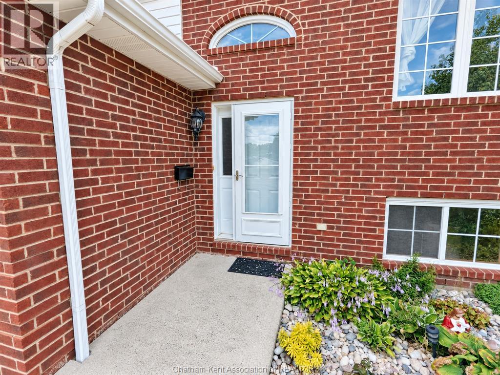74 Fieldstone PLACE - 4
