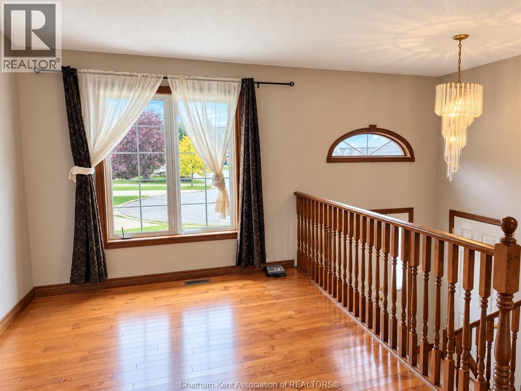 74 Fieldstone PLACE - 6