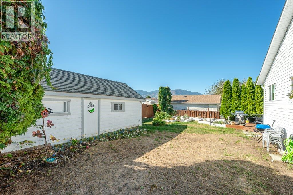 584 Edna Avenue, Penticton