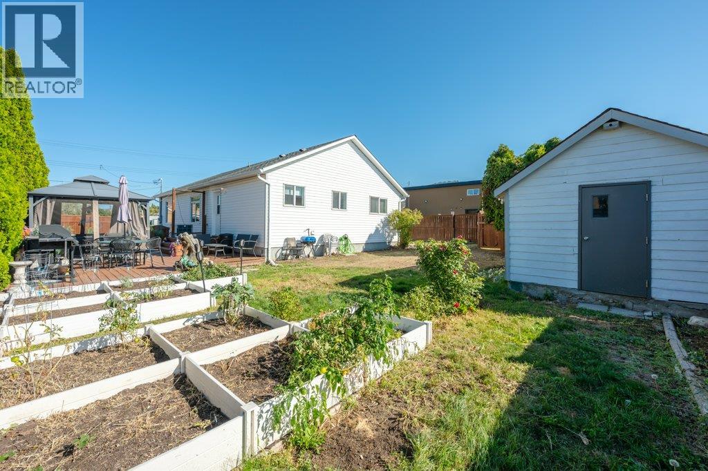 584 Edna Avenue, Penticton
