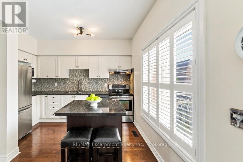 272 GLENASHTON DRIVE - 10