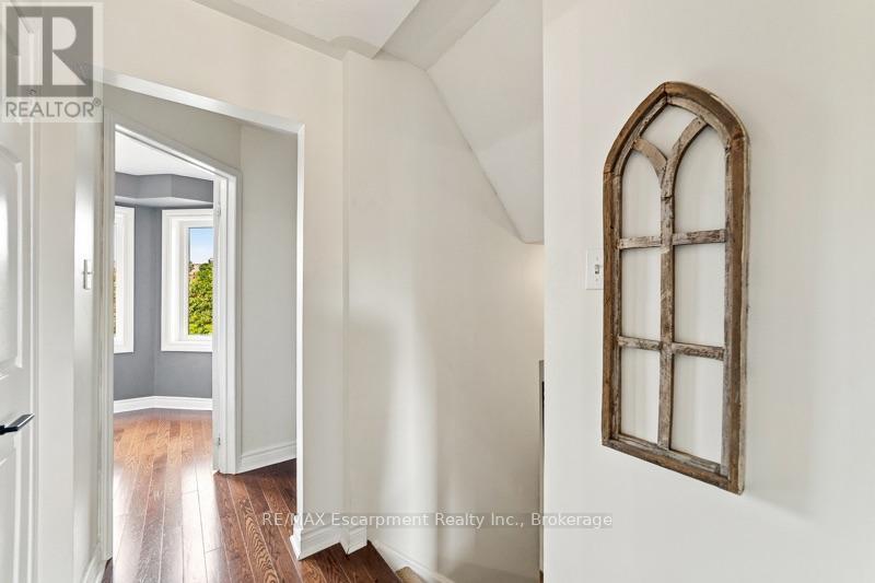 272 GLENASHTON DRIVE - 15