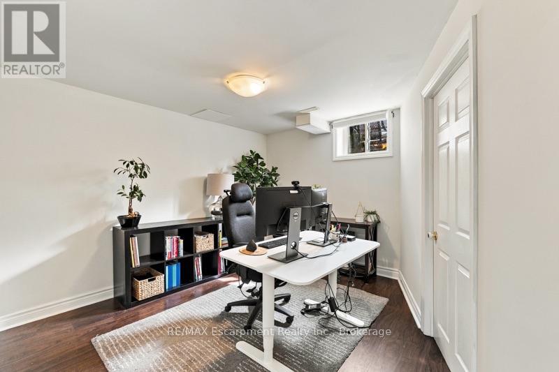 272 GLENASHTON DRIVE - 28