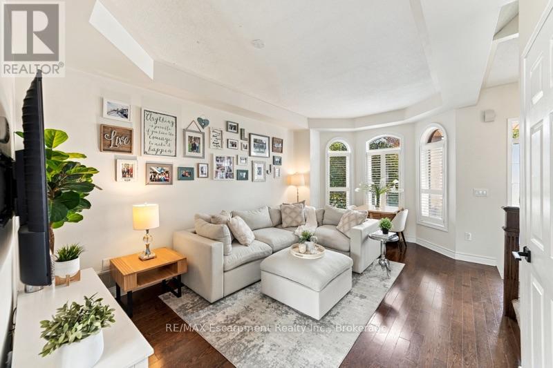 Photo of 272 GLENASHTON DRIVE