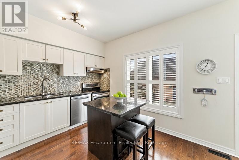 272 GLENASHTON DRIVE - 9