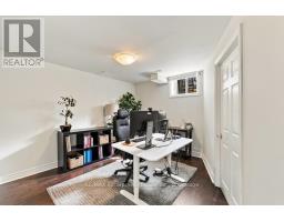272 Glenashton Drive, Oakville, ON L6H6H5 Photo 28