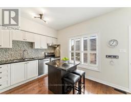 Laundry room - 272 Glenashton Drive, Oakville, ON L6H6H5 Photo 9