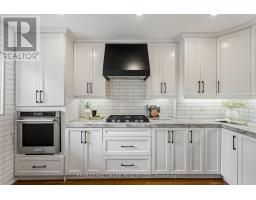 Primary Bedroom - 17 Beachdale Avenue, Toronto, ON M1N1V7 Photo 14